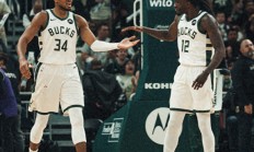 九游体育平台-开拓者大胜雄鹿，利拉德砍下全场最高分的简单介绍