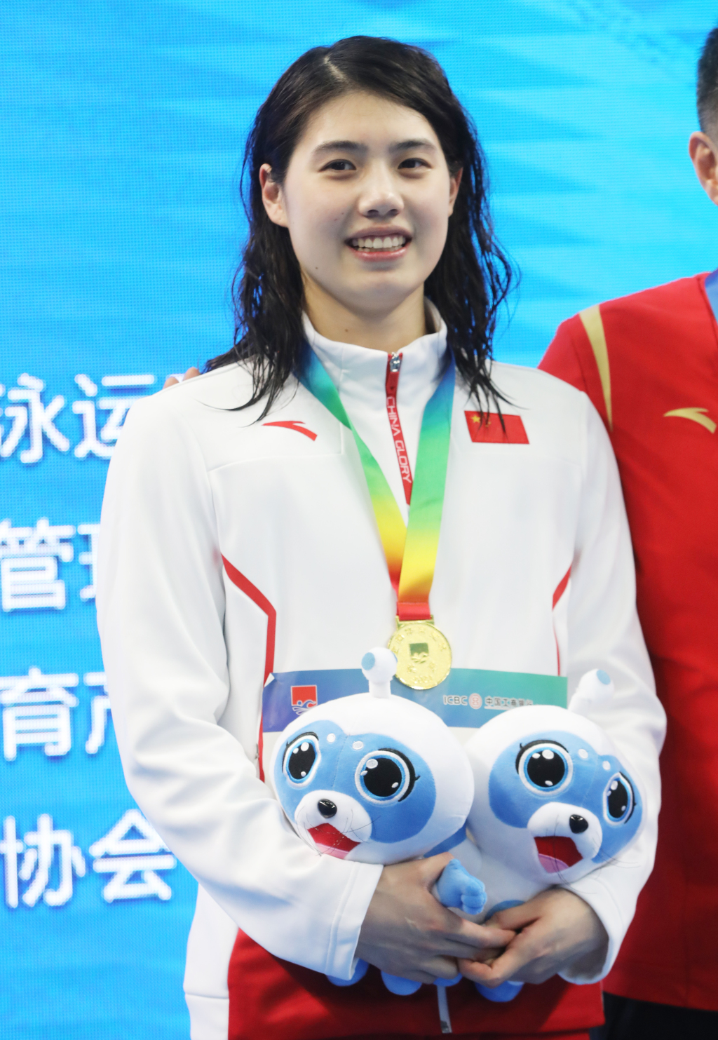 英国队取得游泳团体第一名,夺冠赞誉 英国队取得游泳团体第一名,夺冠赞誉