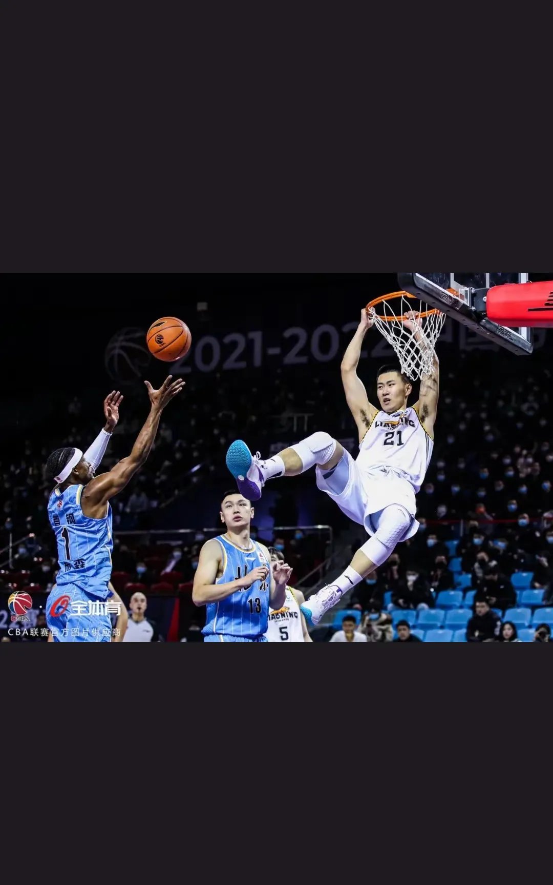 关于吉林男篮在昨日比赛中力压对手,实现惊艳胜利的信息 关于吉林男篮在昨日比赛中力压对手,实现惊艳胜利的信息