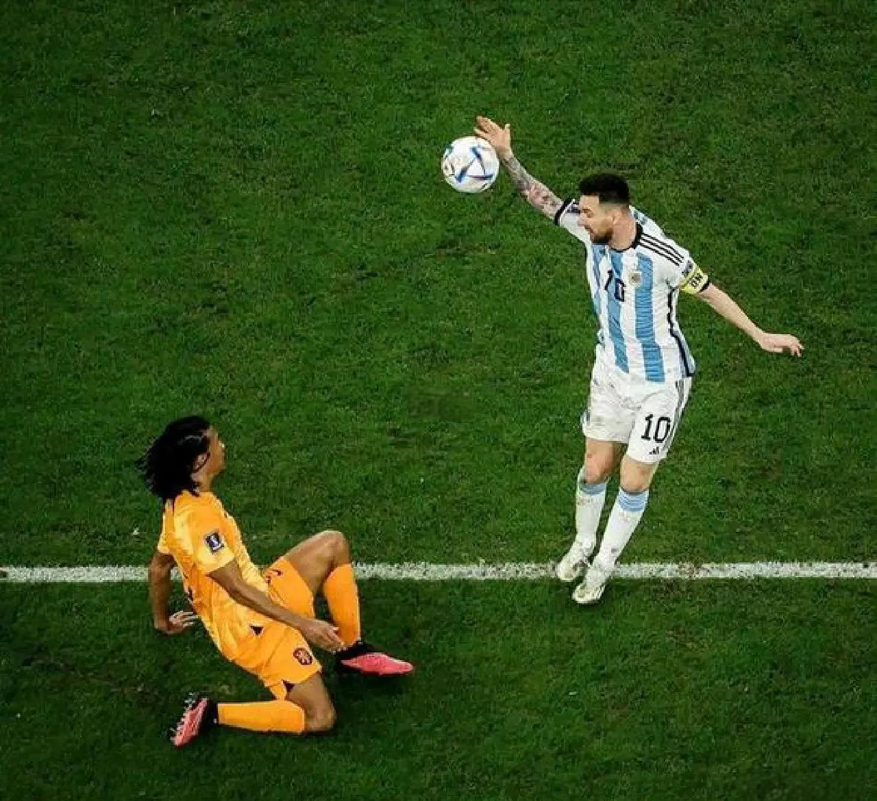 阿根廷队防守端出色,轻松取胜对手 阿根廷队防守端出色,轻松取胜对手