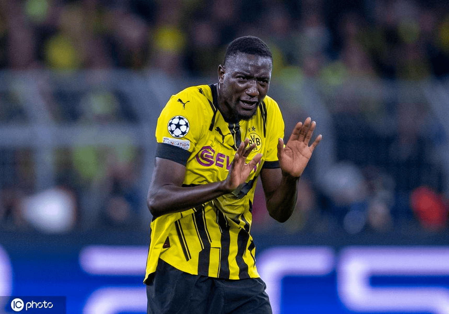 多特蒙德球队战术稍显单一，需改进