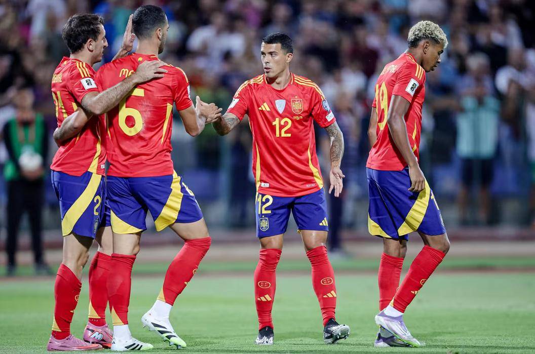 葡萄牙不敌土耳其,欧预赛悬念难解 葡萄牙不敌土耳其,欧预赛悬念难解