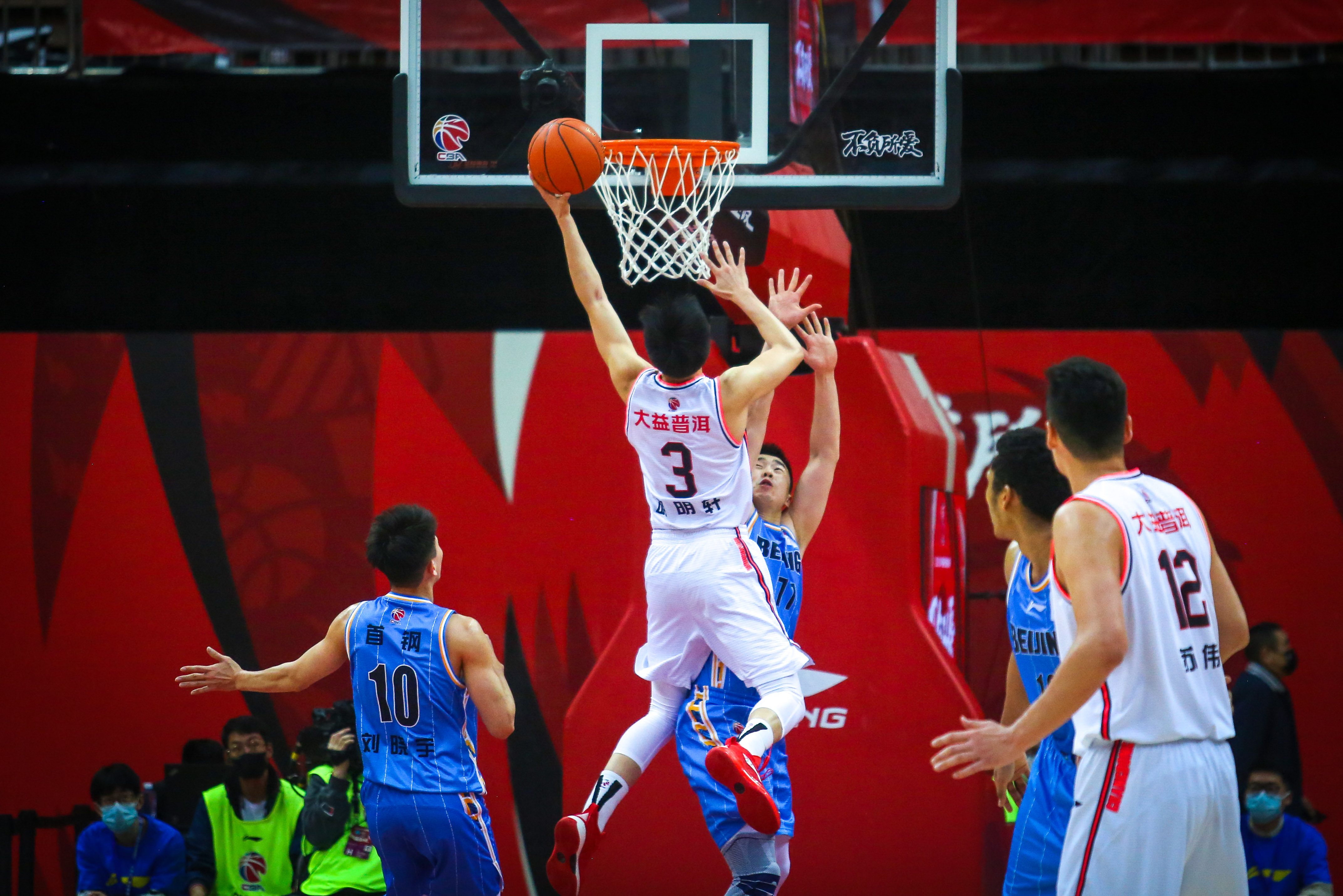 再战强队!球队士气高涨备战下一场比赛的简单介绍 再战强队!球队士气高涨备战下一场比赛的简单介绍