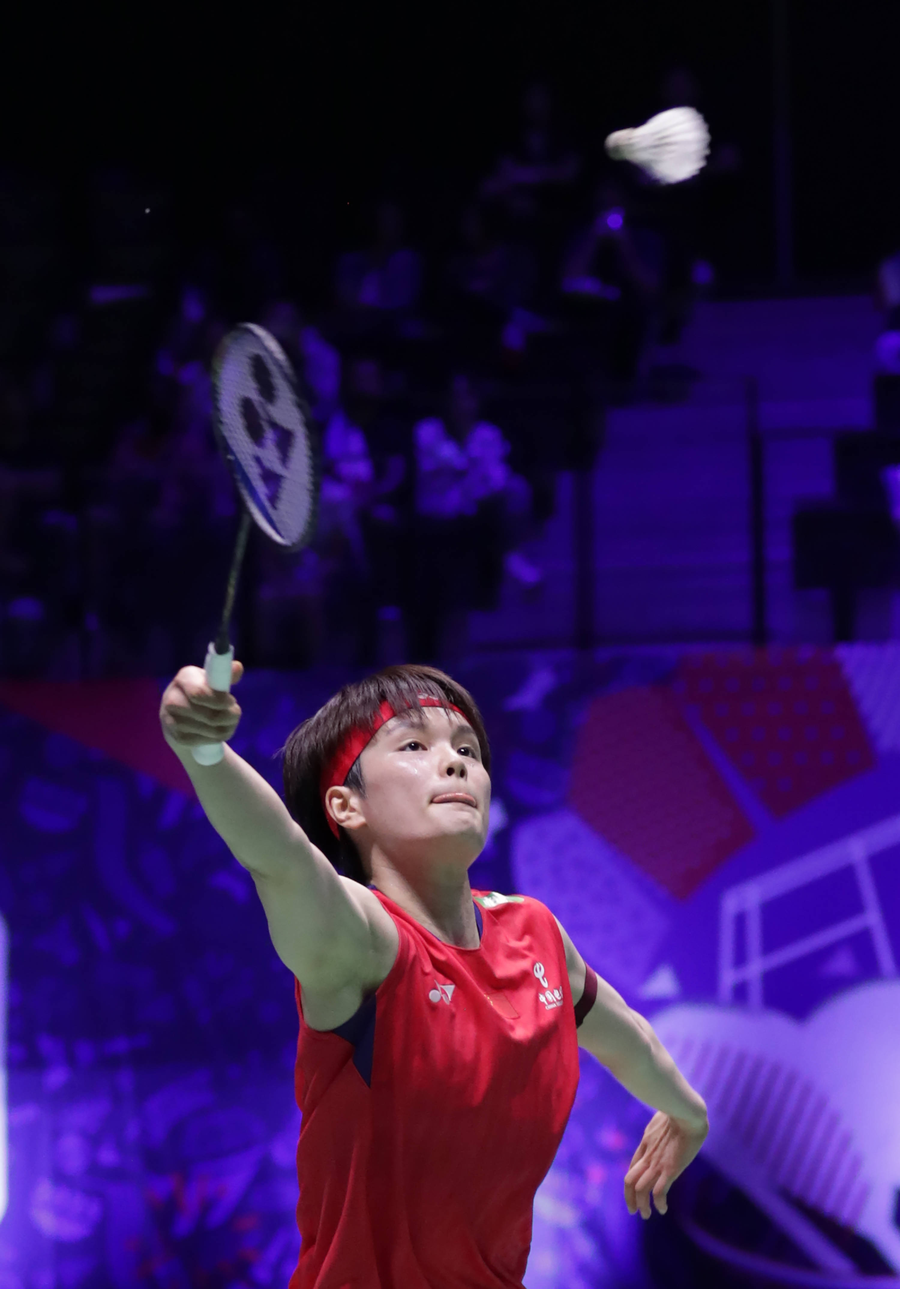 包含日本羽毛球队完胜英格兰羽毛球队，辛杜爆发神勇的词条