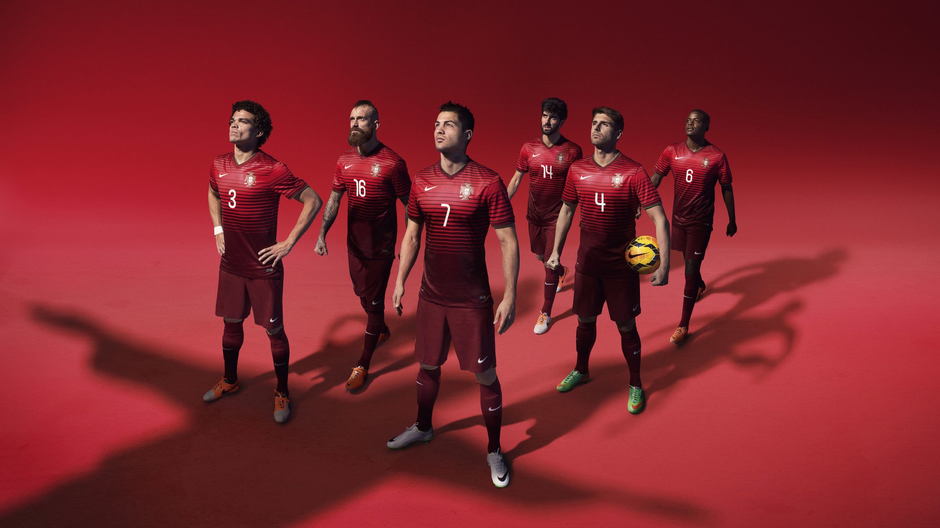 塞内加尔火力全开压制爱尔兰，卢卡库化身关键先生定乾坤